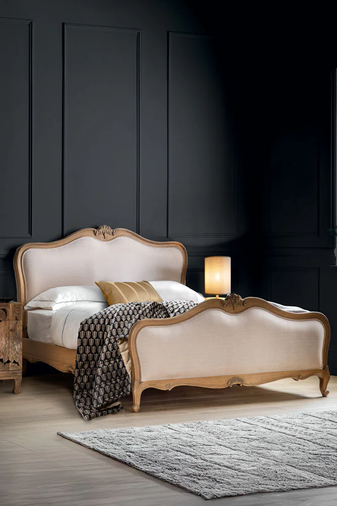 Antique-Style Luxury Linen & Wooden Bedframe - Available in Two Sizes - Image 4
