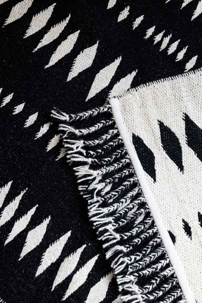 Black & Off-White Geometric Flatweave Rug - Available in 5 Sizes - Image 2
