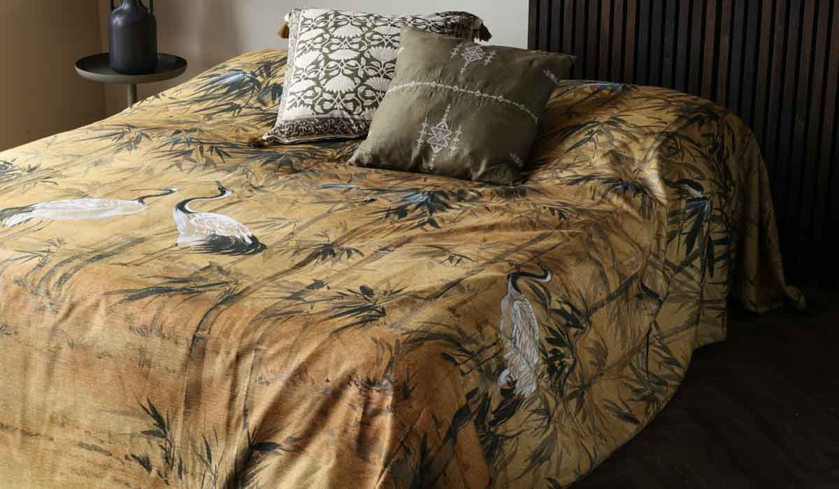 Cedomin Quilt Tapestry Throw In Clow - Image 9
