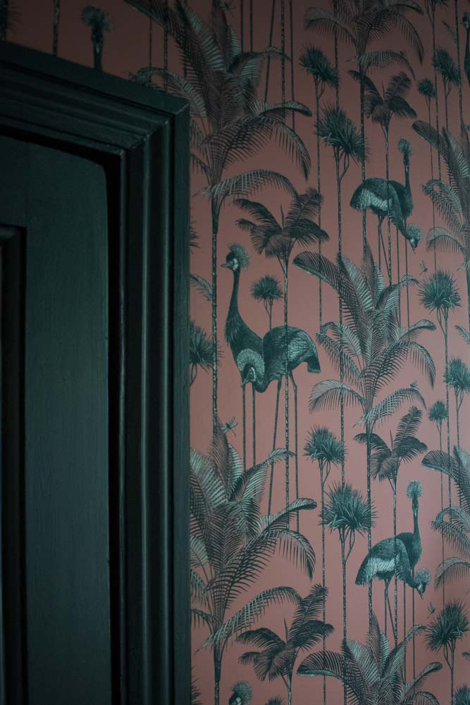 Divine Savages Crane Fonda Coral Wallpaper - Image 3