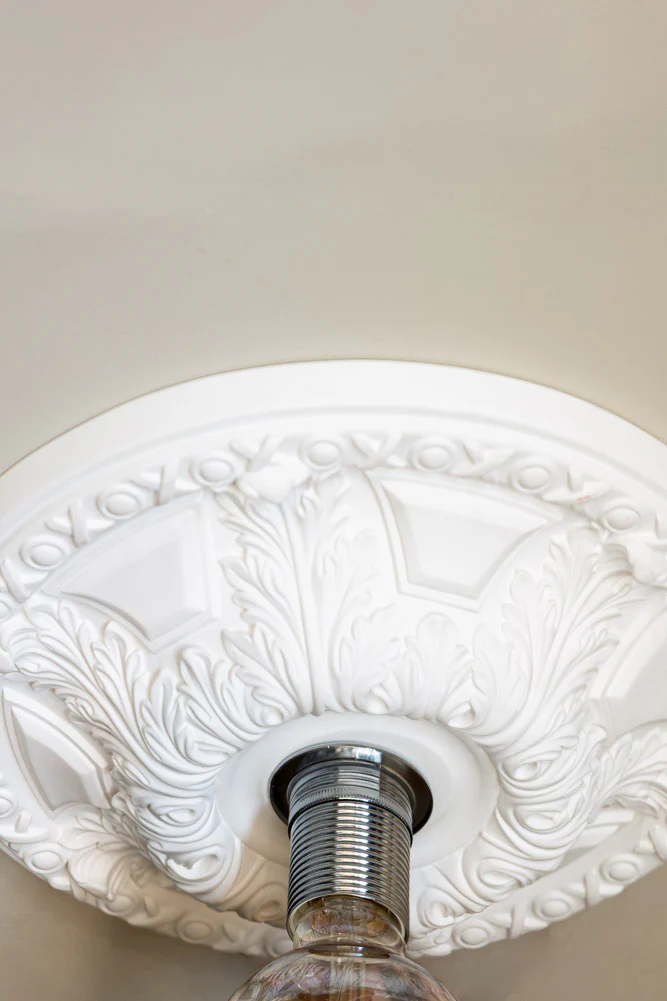 Ready-To-Paint Plaster Ceiling Rose  Medium - SAMPLE - Image 4