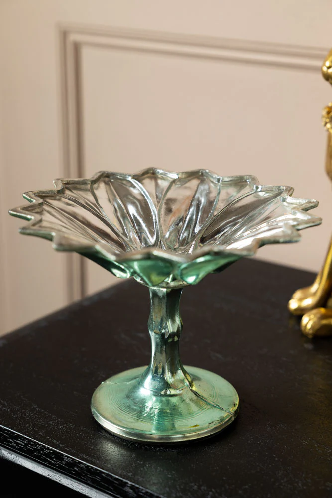 Set Of 2 Vintage-Style Coloured Glass Display Dishes - Image 4