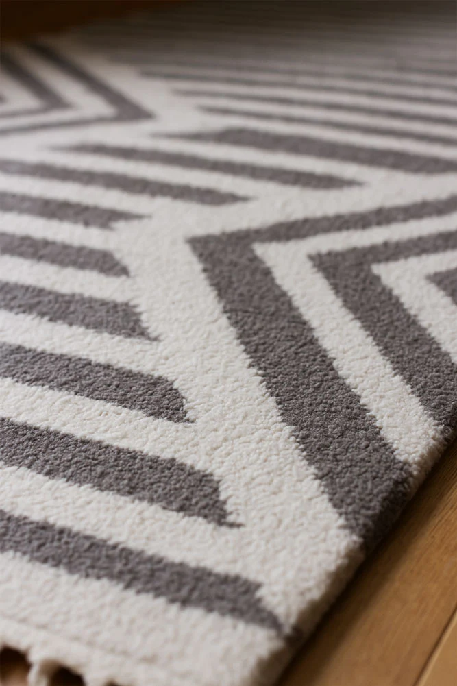 The Ariana Rug in Monochrome Linear - Available in 3 Sizes - Image 3